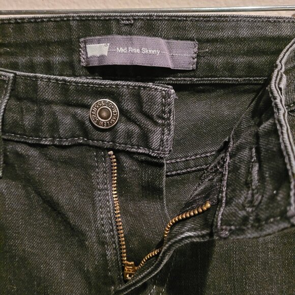 Levi Women's Mid Rise Skinny Black Stretch Jeans – Size 4 S - Picture 2 of 5